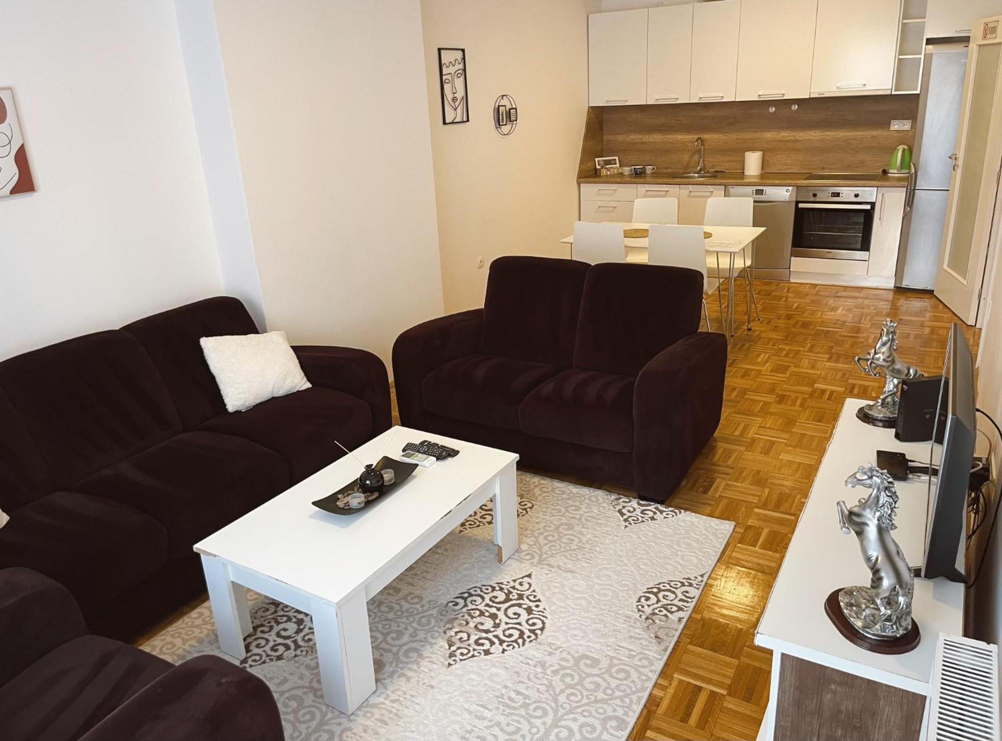 Apartment Troi Pristina Exterior photo